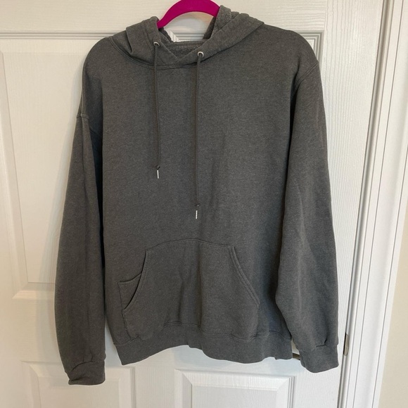 Fruit of the Loom Gray and Pink Sweatshirt - Picture 1 of 3